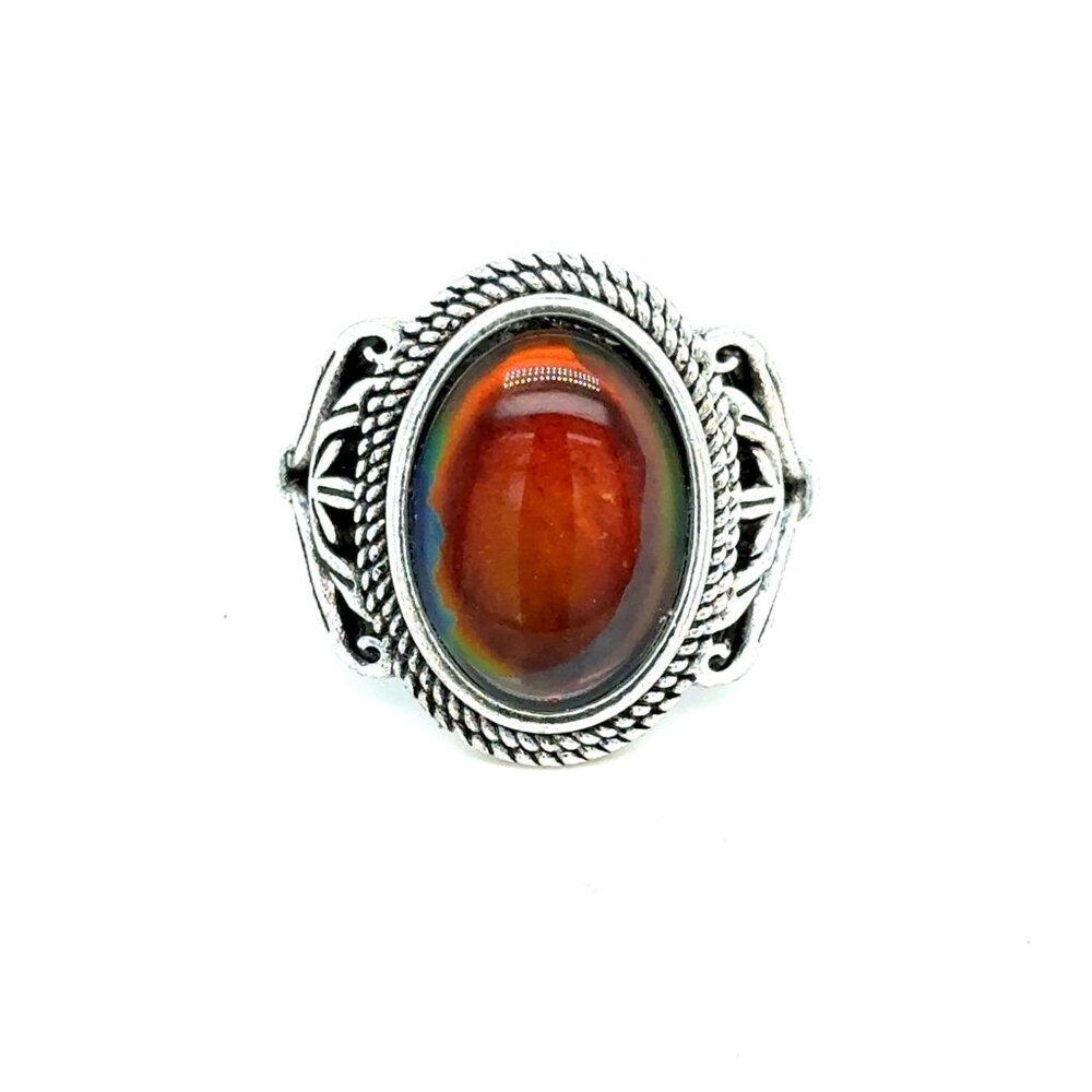 Gorgeous‎ Oval Shaped Stone Ring